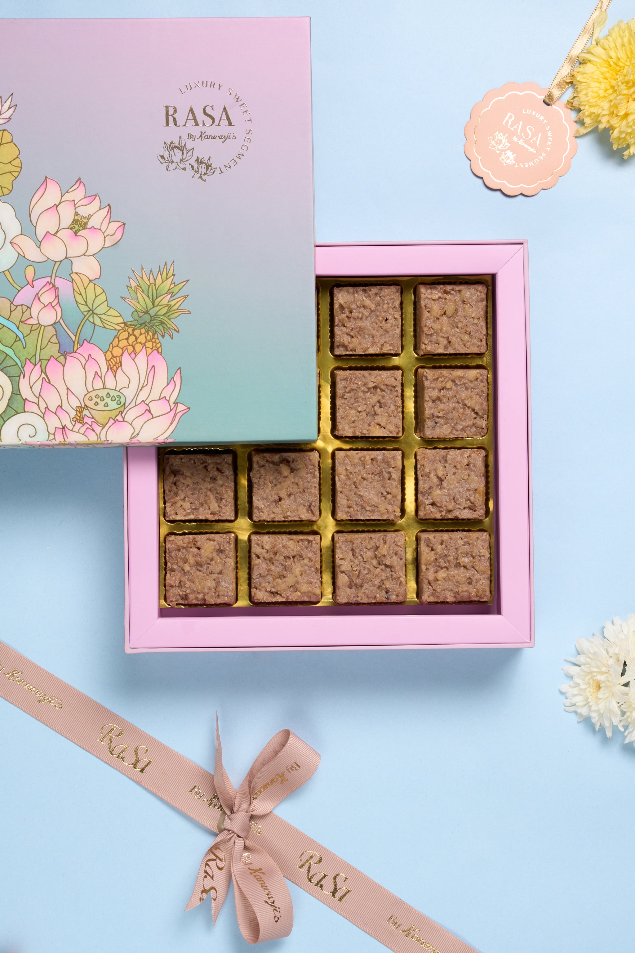 Premium Akhrot Lauj - Rasa Box of 16