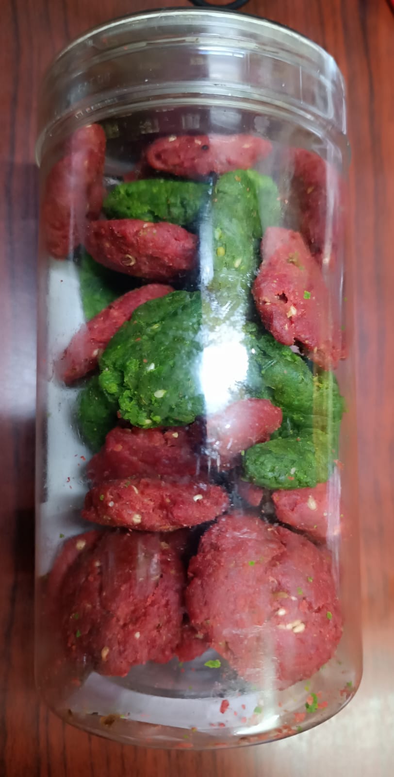 Spl Holi Beetroot Mathri or Spinach Mathri / चुकंदर मठरी / पालक मठरी / 300Grm..